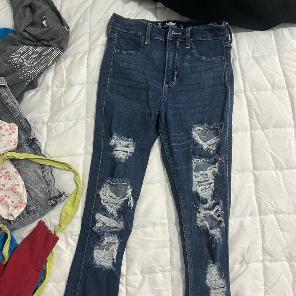 hollister skinny ripped jeans